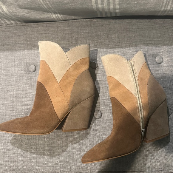 Dolce Vita Neena Boot - Brown Multi Suede - Picture 4 of 10